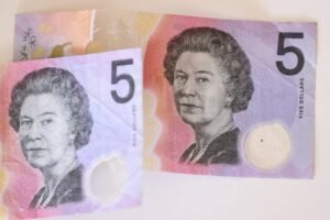 Buy counterfeit $5 AUD Notes